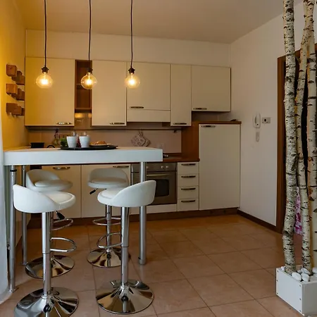 Casa Paris * Sale Marasino